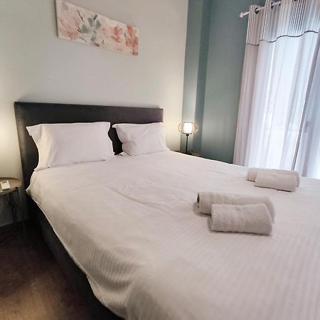 Stylish Urban Apartment By Yha Athens Ngoại thất bức ảnh