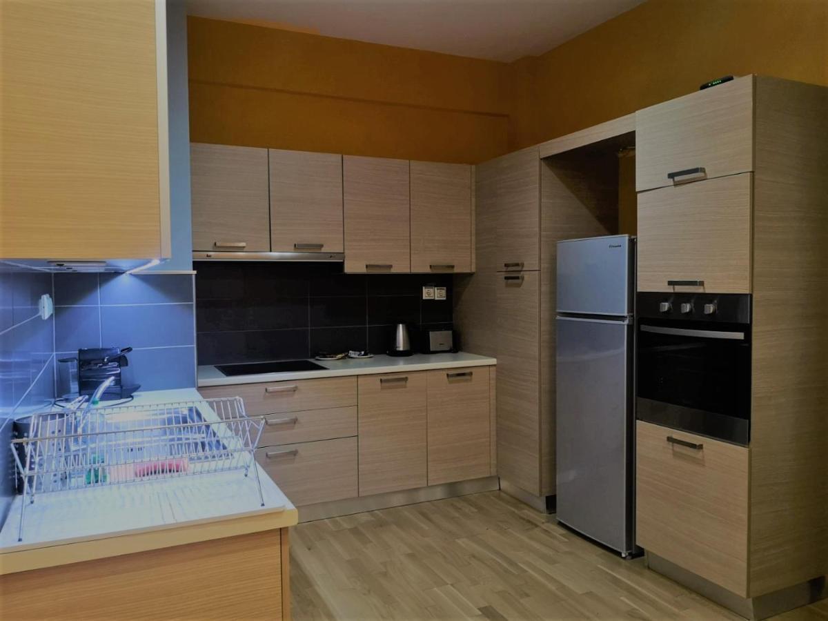 Stylish Urban Apartment By Yha Athens Ngoại thất bức ảnh
